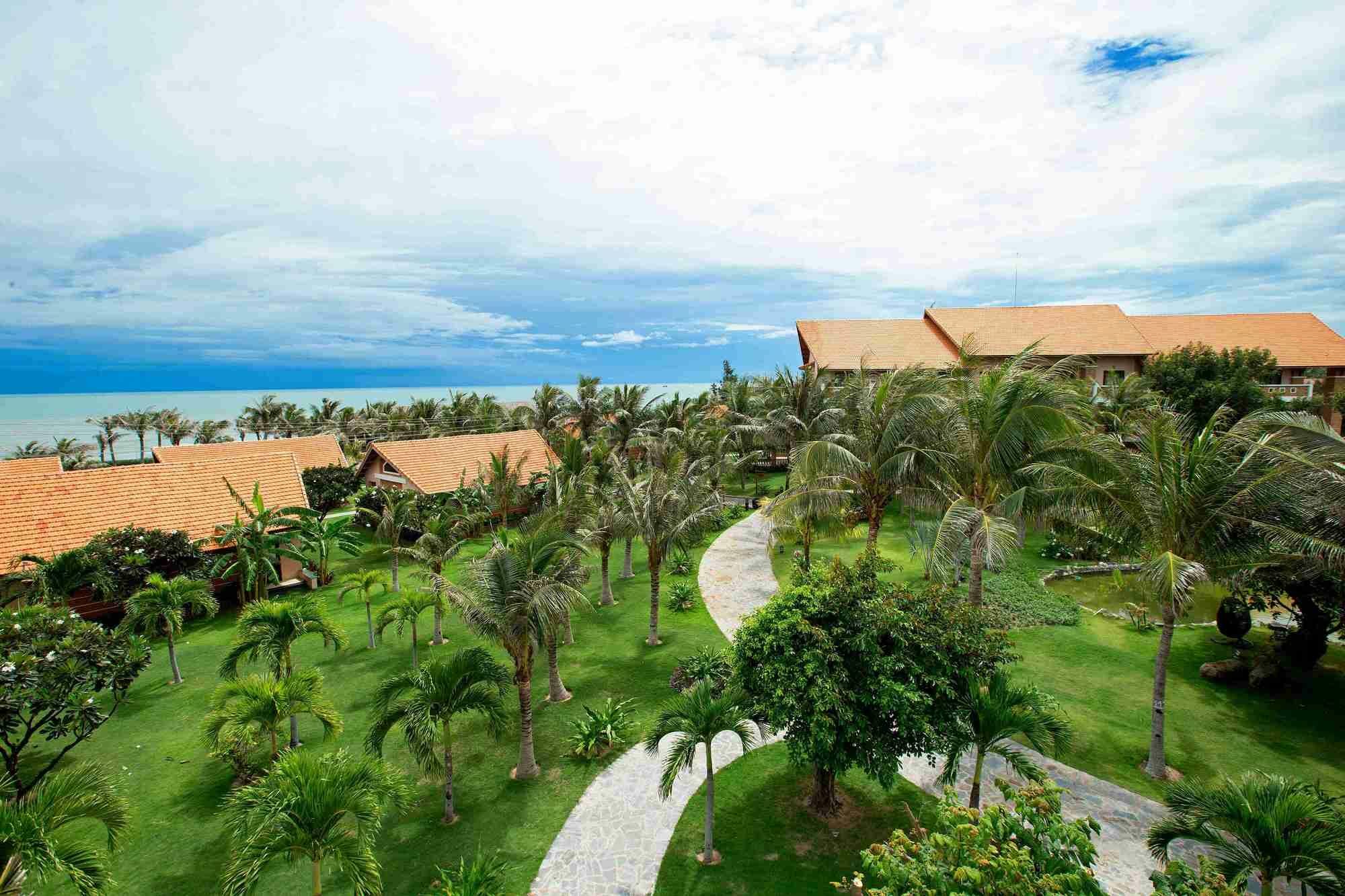 Blue Bay Mui Ne Resort & Spa Phan Thiet Exterior photo