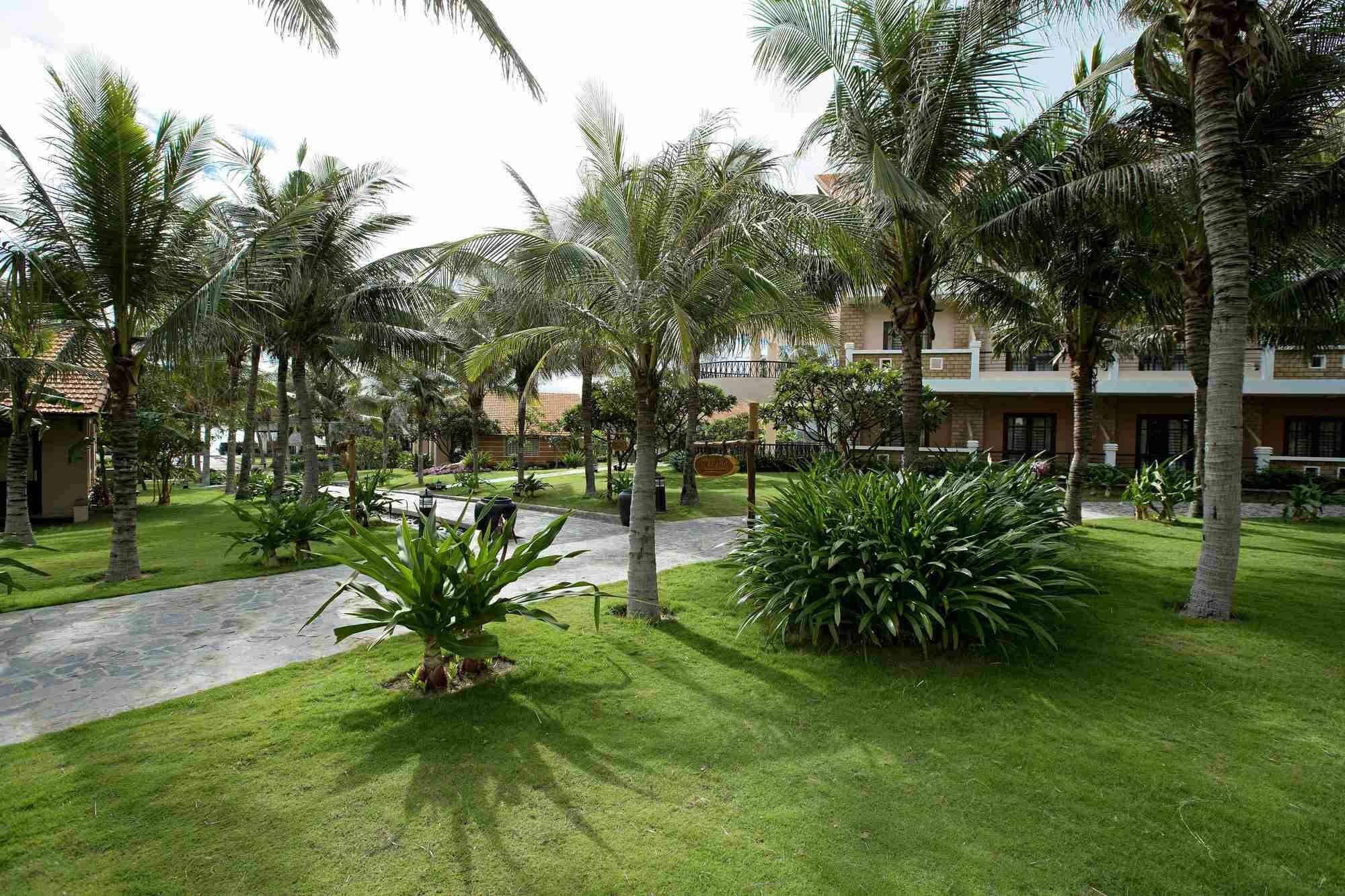 Blue Bay Mui Ne Resort & Spa Phan Thiet Exterior photo