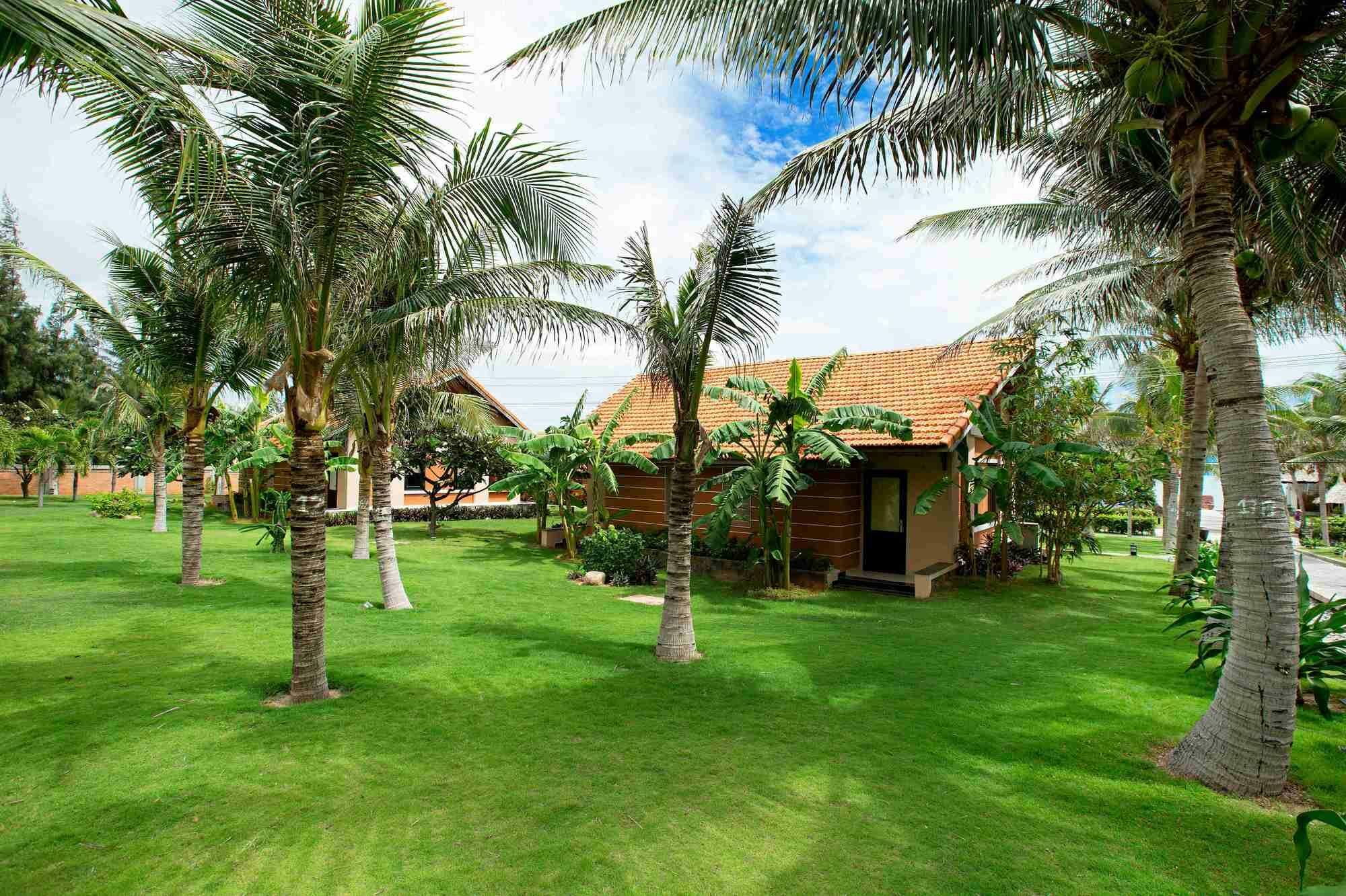 Blue Bay Mui Ne Resort & Spa Phan Thiet Exterior photo